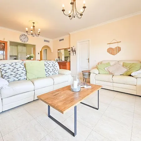 3 Bed Penthouse La Cala Close To شقة *